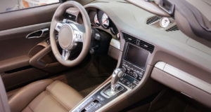 Και όμως, είναι το πιο επικίνδυνο πράγμα μέσα στο αυτοκίνητο