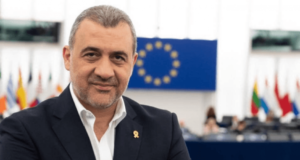 Η ακτίδα φωτός για επιστροφή στην κανονικότητα