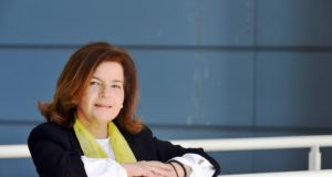 Μια ανθρωποκεντρική κοινωνία με όπλο τη γνώση