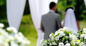 Xιλιάδες ζευγάρια στο περίμενε – Σε απόγνωση ο γαμήλιος κλάδος