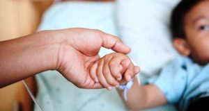 Ο Βασιλιάς είναι Γυμνός – Η τραγική αποκάλυψη της πανδημίας για την Ιατρική Παιδεία στην Κύπρο