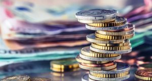 EE: Χρηματοδότηση-ρεκόρ €1,8 δις για έργα που προωθούν δικαιώματα και αξίες