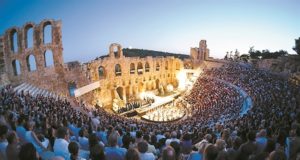 Ένεση € 2 δις για τον πολιτιστικό τομέα από την Κομισιόν