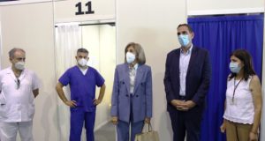 ΚΟΡΩΝΟΪΟΣ – Οδεύουμε προς θωράκιση του πληθυσμού λέει ο Υπ. Υγείας