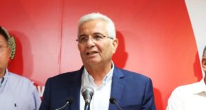 Αφήνει την ηγεσία του ΑΚΕΛ ο Άντρος