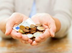 Πόσα χρήματα πρέπει να έχετε στην άκρη για μια άνετη ζωή στη σύνταξη;