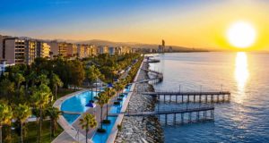 Ελληνική Τράπεζα: Διακοπές με επιστροφές χρημάτων σε κάθε σας βήμα