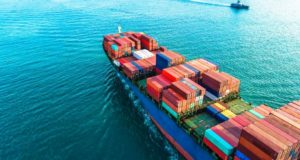 Κόντρα Ινδίας και Πακιστάν: Τα απόνερα για τη ναυτιλία