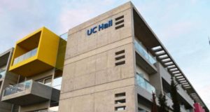 Μόνο εμβολιασμένοι φοιτητές στην εστία UC Hall