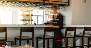 Μοναδικές Akakiko γεύσεις στο ρομαντικό περιβάλλον του The Ivi Mare