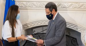 Η Επιτροπή Κεφαλαιαγοράς επέβαλε πρόστιμα €3 εκ. για μαύρο χρήμα