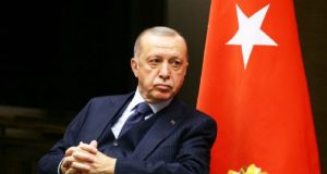 Σε «ελεύθερη πτώση» το κόμμα του Ερντογάν