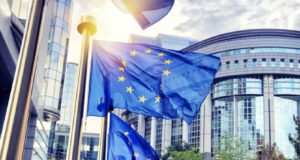 Η Κομισιόν επενδύει €1,5 δις σε καινοτόμα έργα καθαρής τεχνολογίας