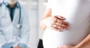 Αύξηση της άδειας μητρότητας αποφάσισε το Υπουργικό