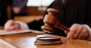 Ενώπιον Κακουργιοδικείου η υπόθεση του γιατρού με τα πλαστά πιστοποιητικά εμβολιασμού