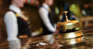 Πήραν παράταση οι επιχορηγημένες διακοπές για εμβολιασμένους