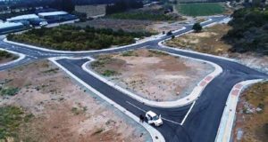 Διαχωρισμός 11 οικοπέδων για οικογένειες με χαμηλά εισοδήματα