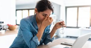 Η πανδημία έφερε και αύξηση της βίας κατά των γυναικών