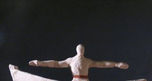 Η Louis Hotels παρουσιάζει την έκθεση γλυπτικής «Ταξίδι»