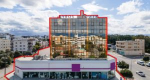 Eμπορικά κτήρια σε σημεία αναφοράς της Λευκωσίας από την Gordian