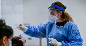 Πλαφόν σε PCR και self test αποφάσισε το Υπουργικό Συμβούλιο