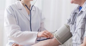 Απαράδεκτο, εν έτει 2022, ασθενείς να εκλιπαρούν για πρόσβαση σε καινοτόμες θεραπείες