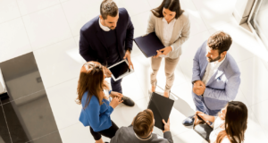 Άμεσα μέτρα στήριξης των επιχειρήσεων έναντι στις αυξανόμενες τιμές ζητούν τα Ευρωεπιμελητήρια