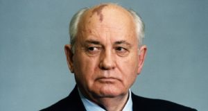 Παγκόσμια συγκίνηση για τον Γκορμπατσόφ: Το παιδί αγροτών που έγινε ηγέτης της ΕΣΣΔ