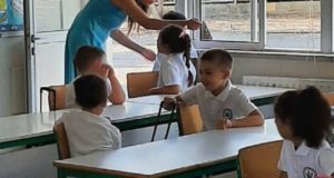 Πρώτο κουδούνι για τα δημοτικά – Τα πρωτάκια έκλεψαν την παράσταση