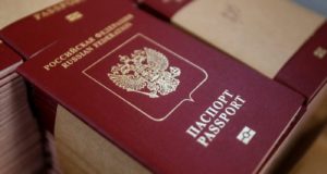 Ε.Κ: Να μην αναγνωρίζονται ρωσικά διαβατήρια από κατεχόμενες περιοχές