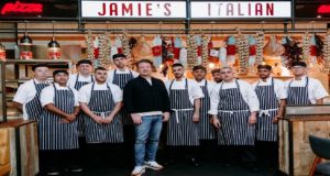 Το Jamie’s Italian και η PHC Franchised Restaurants καλωσόρισαν τον Jamie Oliver στην Κύπρο