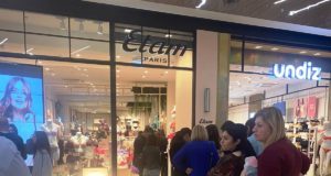 Για 2η συνεχόμενη χρονιά το ETAM τίμησε την ημέρα της γυναίκας προσφέροντας δωρεάν σουτιέν