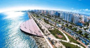 Η Λεμεσός «γερνά» και ανθίζουν τα προάστια
