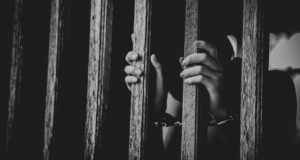 Εμπορία ανθρώπων: Το ΕΚ θέλει να ποινικοποιήσει τον αναγκαστικό γάμο