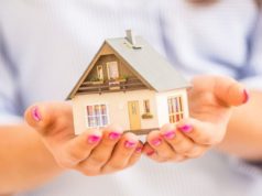 Πότε θα σταματά μεταβιβάσεις ακινήτων για οφειλές ιδιοκτητών ο Έφορος Φορολογίας