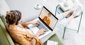 Δουλειά από το σπίτι ή όχι; Από την πανδημία στη νέα εργασιακή πραγματικότητα