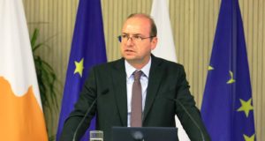 O πρώην ΥΠΑΜ Χαράλαμπος Πετρίδης υποψήφιος για Δήμαρχος Λευκωσίας