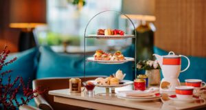 Το Colors Café του Four Seasons μας περιμένει για το καθιερωμένο Festive Afternoon Tea