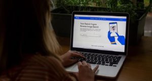 Η «πιο ενοχλητική ιστοσελίδα» βρίσκει όλες τις φωτογραφίες σας που υπάρχουν online