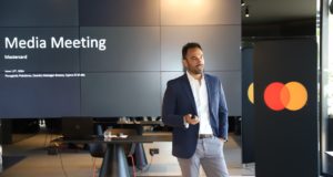 Με κάρτα το 60% των συναλλαγών των κυπριακών νοικοκυριών