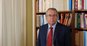 Aυτή είναι πιο πετυχημένη ελληνική λέξη που έπλασε ο Γιώργος Μπαμπινιώτης