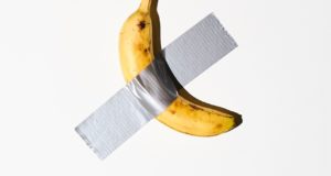 Πώς μια μπανάνα μπορεί να πωληθεί για 1,5 εκατομμύριο δολάρια;