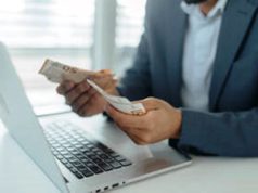 Ψεύτικο μήνυμα για «δέμα» κόστισε €49.000 και €7.000 σε ανυποψίαστους πολίτες