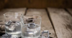 ΦΩΤΟ: Βότκα αποσύρεται από την κυπριακή αγορά λόγω μεγέθους