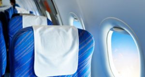 Ποιες θέσεις του αεροπλάνου να διαλέξετε για μια ξεκούραστη πτήση