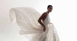 H διαχρονική αίγλη και η εκλεπτυσμένη κομψότητα πρωταγωνιστούν στην Bridal Collection 2025 της Έλενας Στρογγυλιώτου