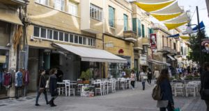 Στην Κύπρο ζουν πολίτες από τουλάχιστον 66 χώρες – Έλληνες και Ρουμάνοι στις πρώτες θέσεις