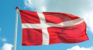 Δανία: Μια αμερικανική σημαία προκάλεσε την απαγόρευση ύψωσης ξένων σημαιών σε ιδιωτικούς ιστούς