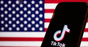 TikTok: Έπεσε «μαύρο» στους χρήστες των ΗΠΑ -Το μήνυμα που βλέπουν οι χρήστες