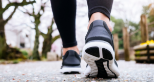 Περπάτημα: Το πλάνο των 4 εβδομάδων για να αναζωογονήσετε το σώμα σας